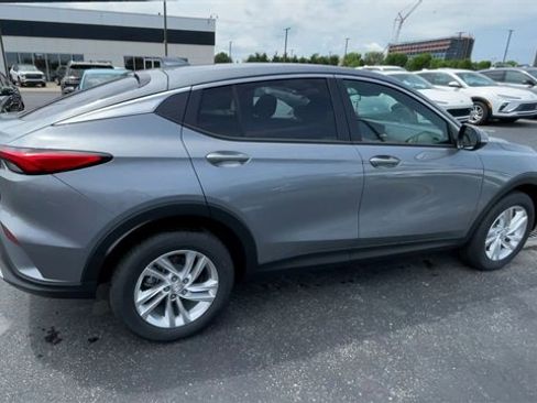 New 2025 Buick Envista Preferred w/ Convenience I Package image 2