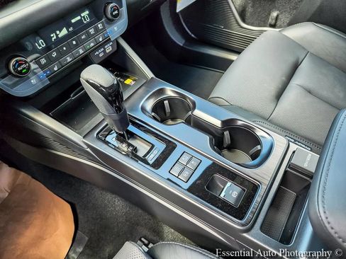 New 2026 Subaru Outback Touring AWD/4WD image 21