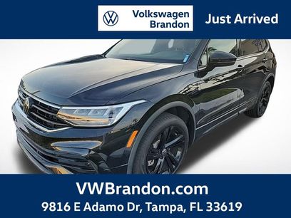 Used 2023 Volkswagen Tiguan SE R-Line