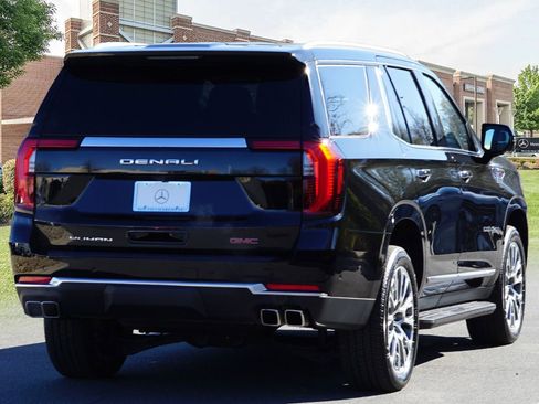Used 2025 GMC Yukon Denali image 6