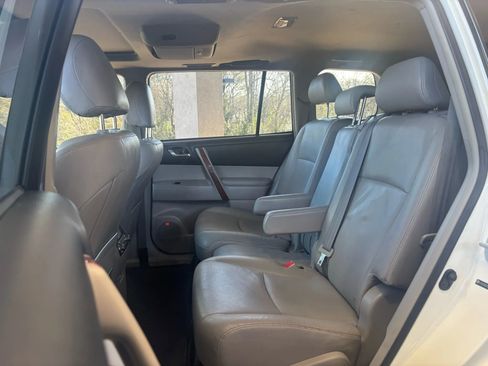 Used 2012 Toyota Highlander Limited image 20