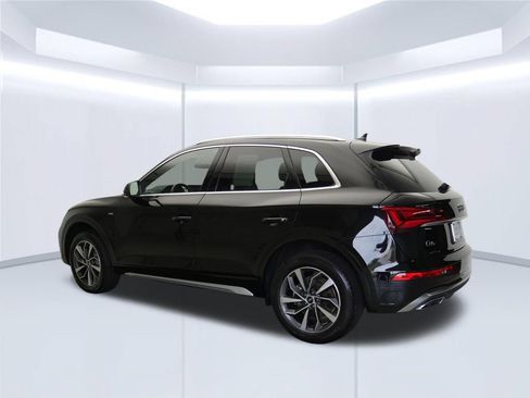 Certified 2023 Audi Q5 2.0T Premium Plus w/ Premium Plus Package AWD/4WD image 3