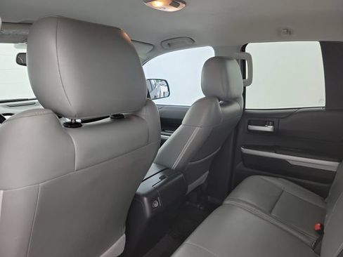 Used 2014 Toyota Tundra SR5 w/ SR5 Upgrade Package RWD image 12