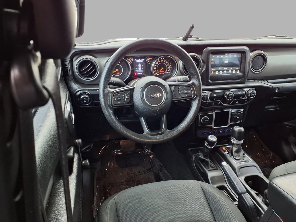Used 2023 Jeep Gladiator Sport AWD/4WD image 4
