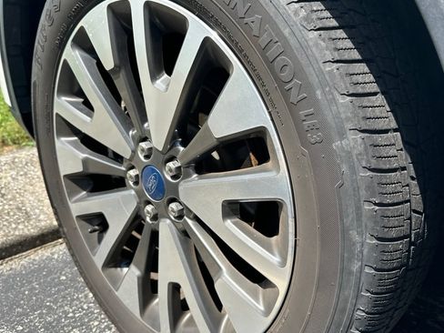 Used 2020 Ford Escape Titanium AWD/4WD image 9