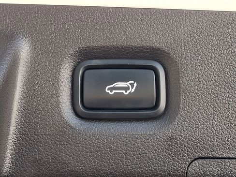 Used 2022 Hyundai Santa Fe Limited image 29