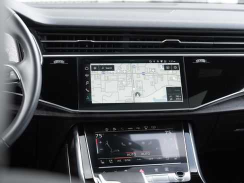 Certified 2024 Audi Q7 3.0T Prestige w/ Prestige Package image 13