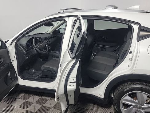 Certified 2019 Honda HR-V EX image 16