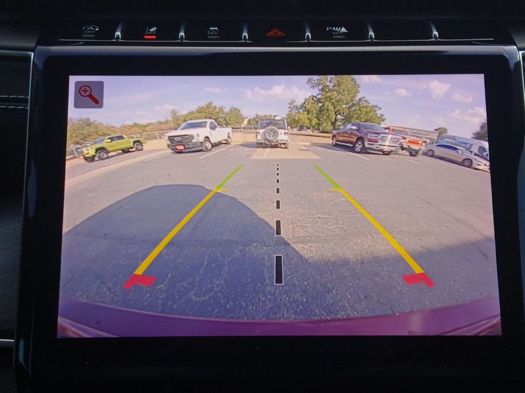 Used 2022 Jeep Grand Cherokee Limited AWD/4WD image 9