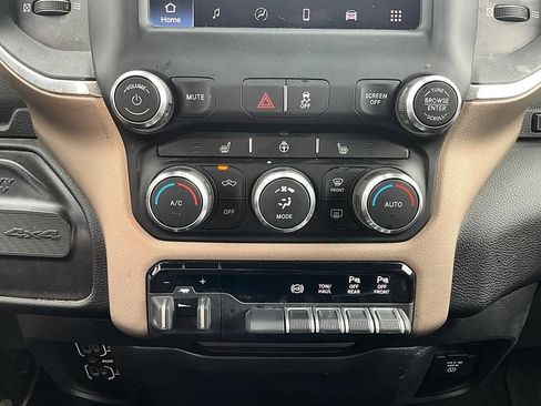 Used 2022 RAM 2500 Laramie AWD/4WD image 28