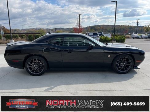Used 2022 Dodge Challenger R/T Scat Pack image 21