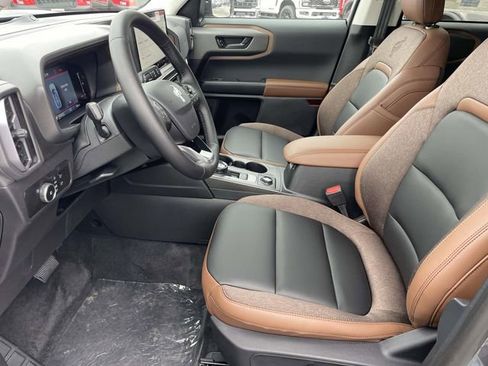 New 2026 Ford Bronco Sport Outer Banks w/ Outer Banks Tech Package+ AWD/4WD image 16