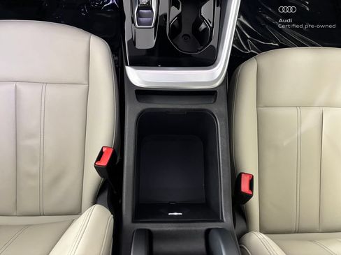 Used 2025 Audi Q5 Premium w/ Convenience Package AWD/4WD image 32