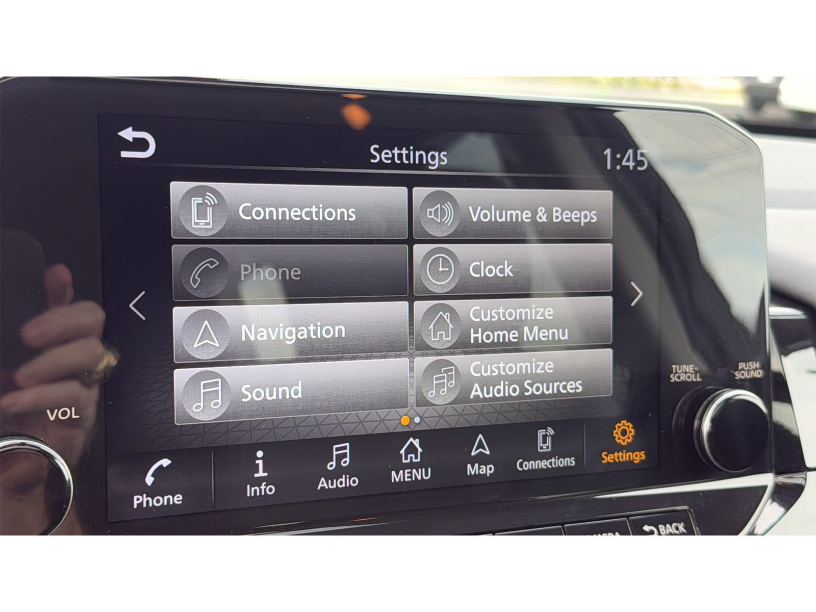 Used 2025 Nissan Pathfinder Platinum AWD/4WD image 21