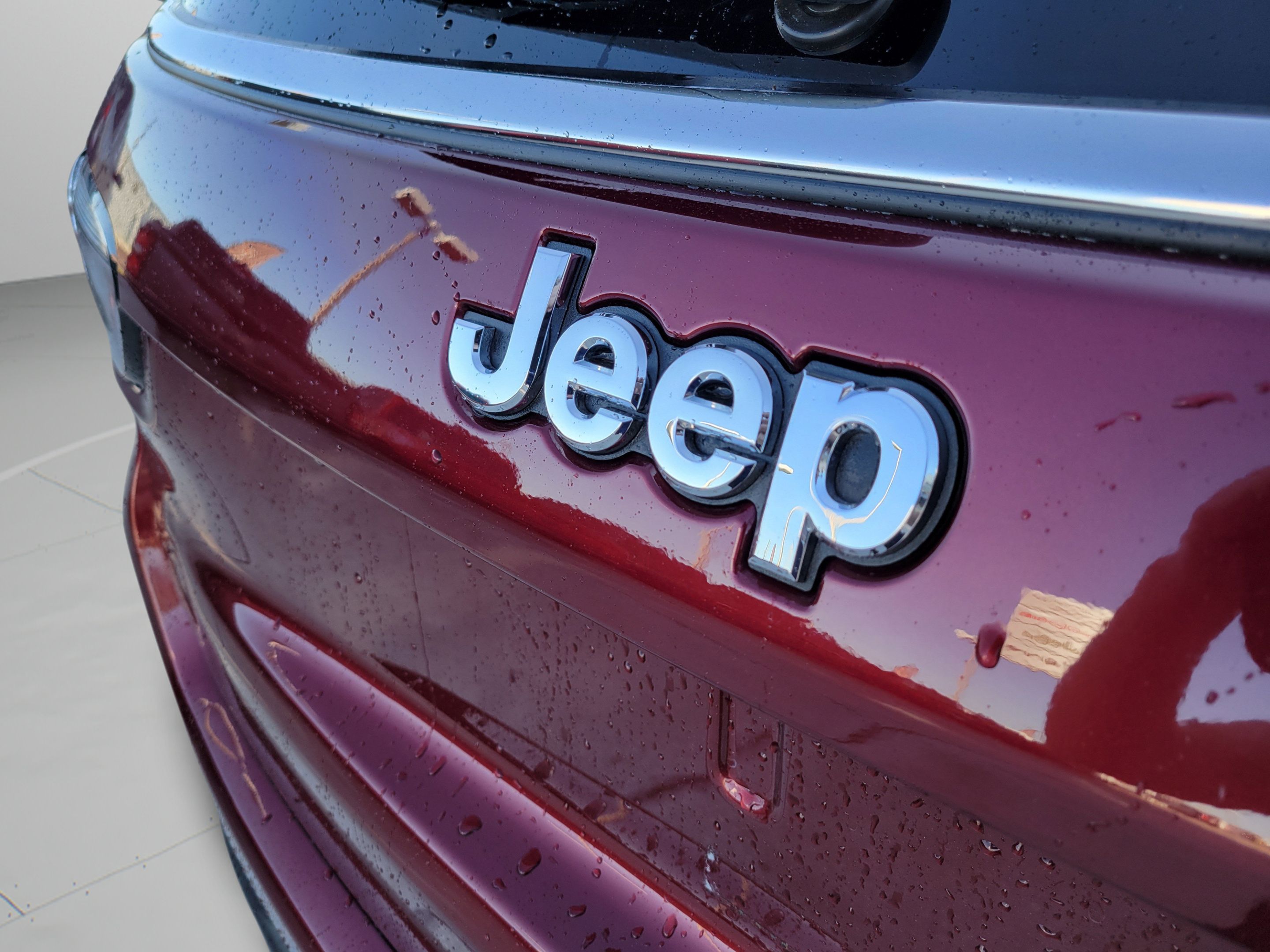 Used 2022 Jeep Compass Latitude FWD image 31