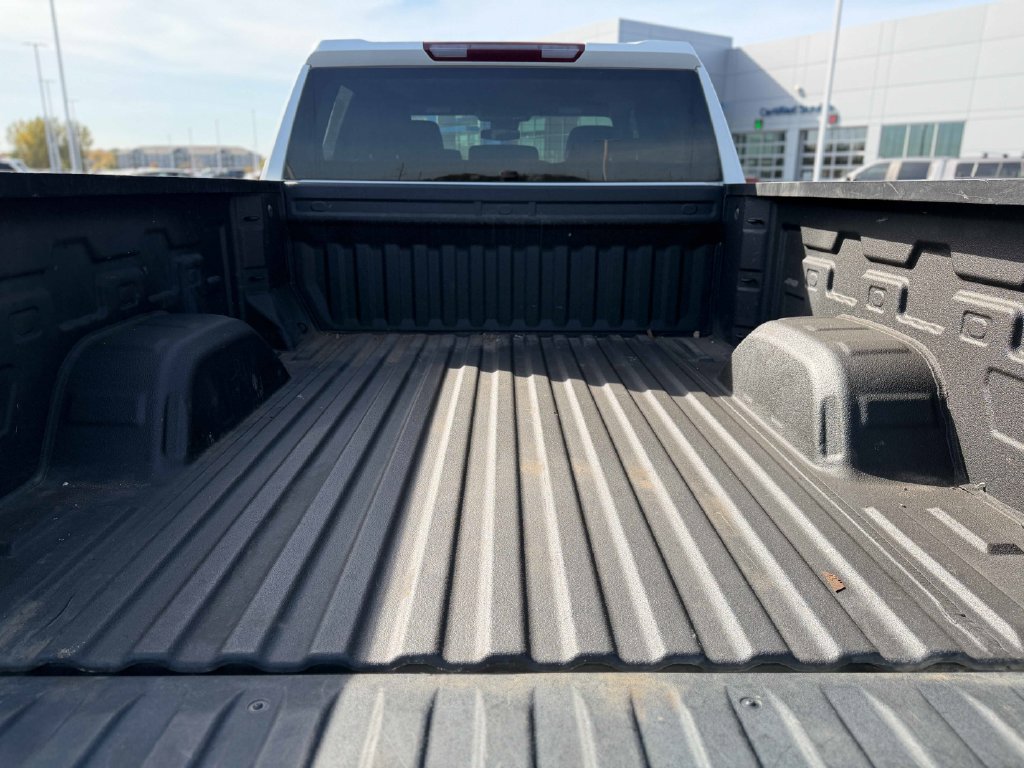 Used 2023 Chevrolet Silverado 1500 Custom AWD/4WD image 16