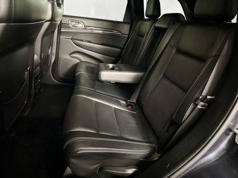 Used 2015 Jeep Grand Cherokee Overland w/ Advanced Technology Group image 44