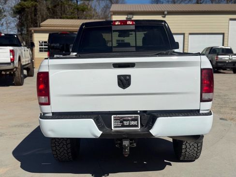 Used 2016 RAM 2500 SLT image 30