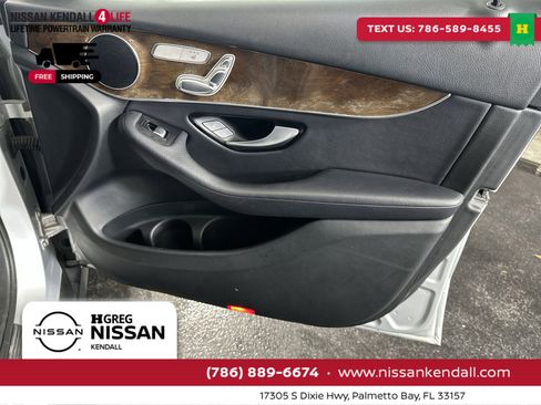 Used 2018 Mercedes-Benz GLC 300 4MATIC w/ Premium Package image 36