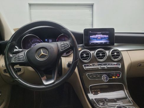 Used 2018 Mercedes-Benz C 300 Sedan w/ Premium Package image 22