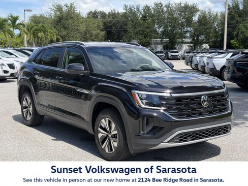 New 2026 Volkswagen Atlas Cross Sport SE FWD image 1