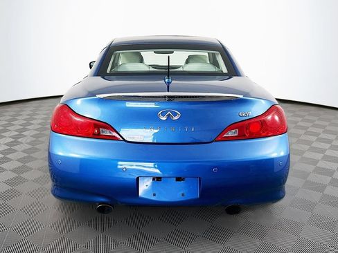 Used 2011 INFINITI G37 Convertible w/ Premium Pkg RWD image 8