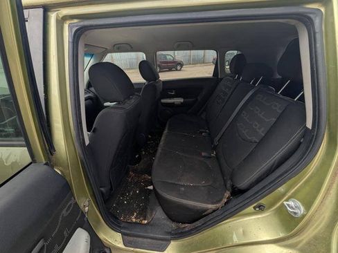 Used 2012 Kia Soul + FWD image 22