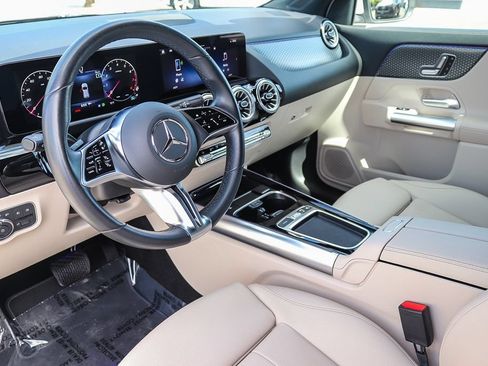Used 2025 Mercedes-Benz GLA 250 image 18