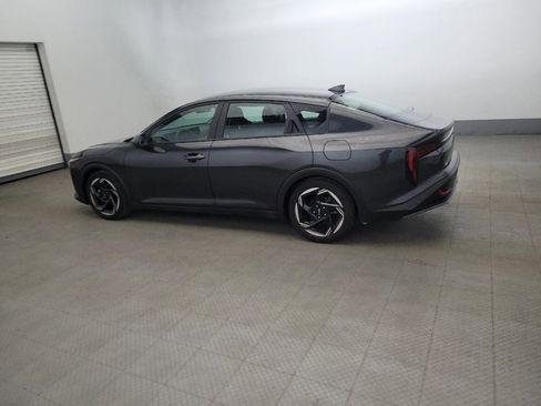 Used 2025 Kia K4 EX image 3