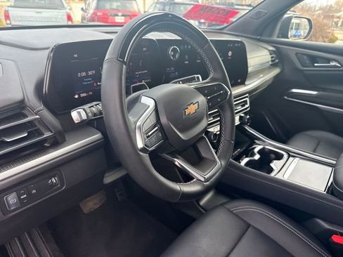 Used 2024 Chevrolet Traverse LT w/ Enhanced Driving Package image 14