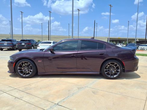 Used 2022 Dodge Charger Scat Pack w/ Plus Group RWD image 3