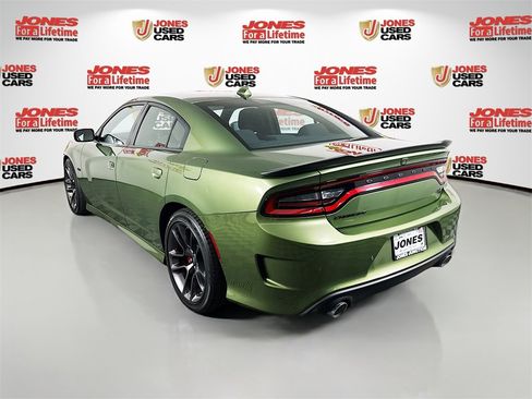Used 2023 Dodge Charger R/T w/ Performance Handling Group image 2