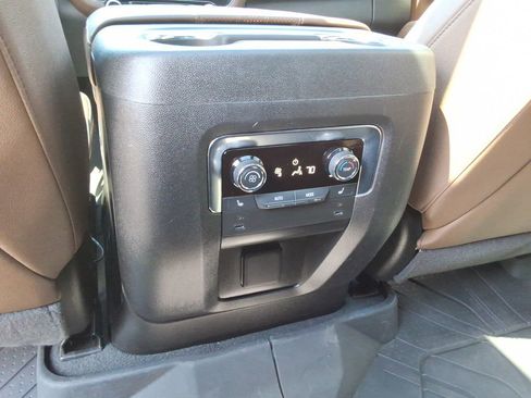 Certified 2025 Chevrolet Tahoe High Country AWD/4WD image 21