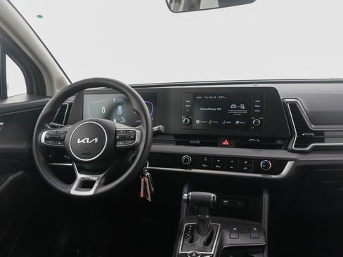 Used 2024 Kia Sportage LX image 15