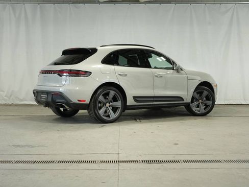 New 2026 Porsche Macan image 7