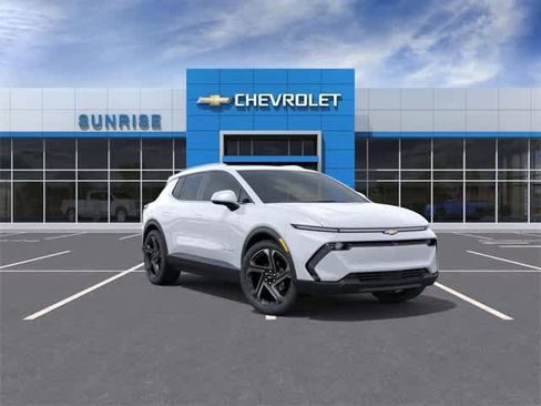 New 2026 Chevrolet Equinox EV LT w/ Convenience Package II image 2