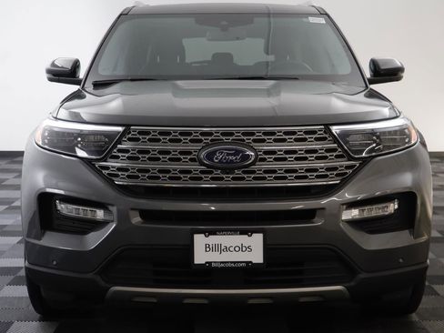 Used 2021 Ford Explorer Limited w/ Equipment Group 301A image 23