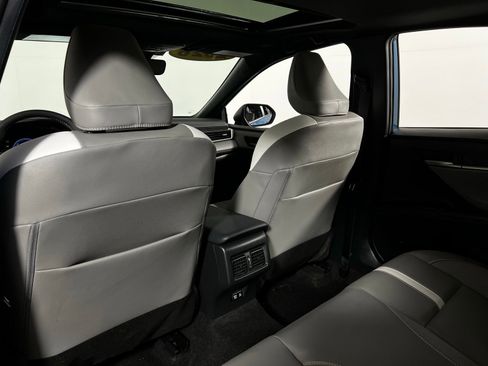 Used 2026 Toyota Camry SE w/ Multimedia Upgrade Package FWD image 21