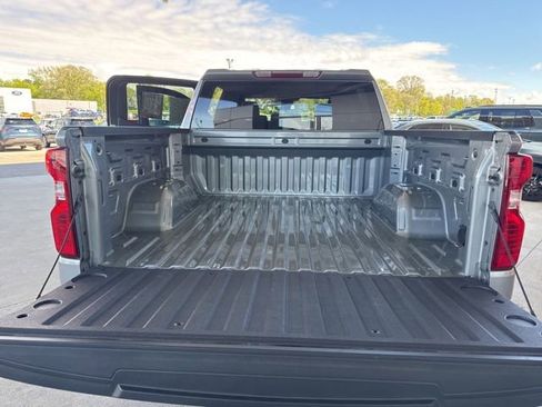 Used 2024 Chevrolet Silverado 1500 LT AWD/4WD image 23