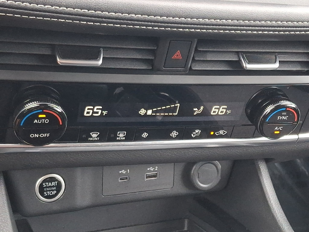 Certified 2023 Nissan Rogue SV AWD/4WD image 17