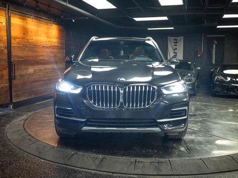 Used 2022 BMW X5 sDrive40i w/ Premium Package RWD image 4