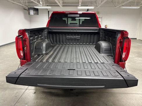 New 2026 GMC Sierra 1500 SLT w/ SLT Premium Plus Package AWD/4WD image 17