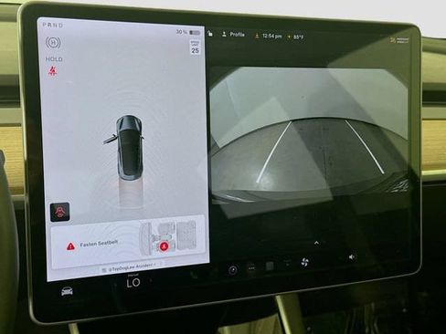 Used 2018 Tesla Model 3 Long Range RWD image 13