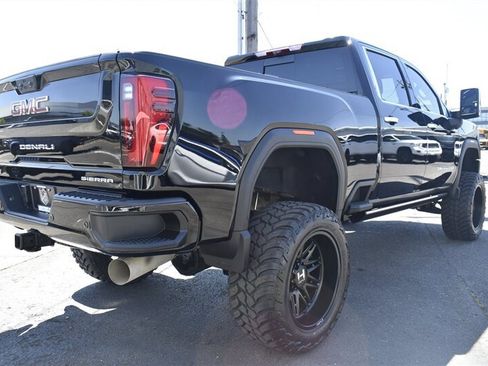 Used 2024 GMC Sierra 3500 Denali w/ Denali Reserve Package AWD/4WD image 5