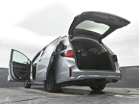 New 2026 Honda Odyssey Touring image 57