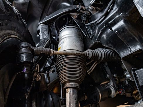 Used 2019 RAM 1500 Laramie image 14