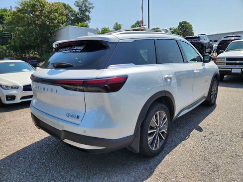 Certified 2026 INFINITI QX60 Luxe w/ Cargo Package AWD/4WD image 4
