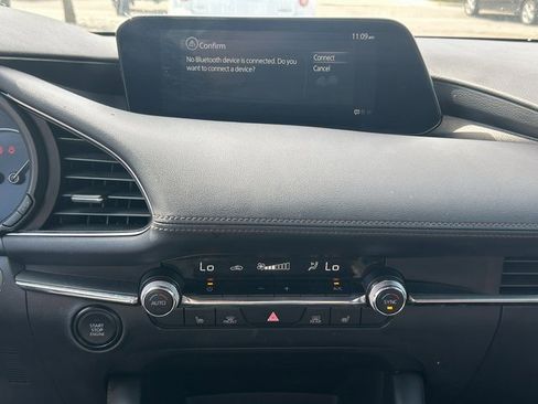 Used 2023 MAZDA MAZDA3 s image 13