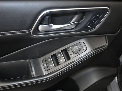 Used 2021 Nissan Rogue SL w/ Premium Package FWD image 11