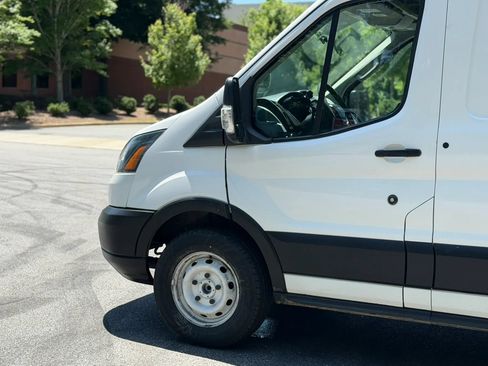 Used 2019 Ford Transit 150 148 Medium Roof RWD image 9